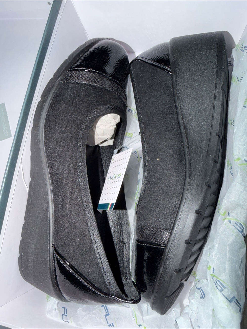 Women's Black Slip-On Platform Loafers - Flexus